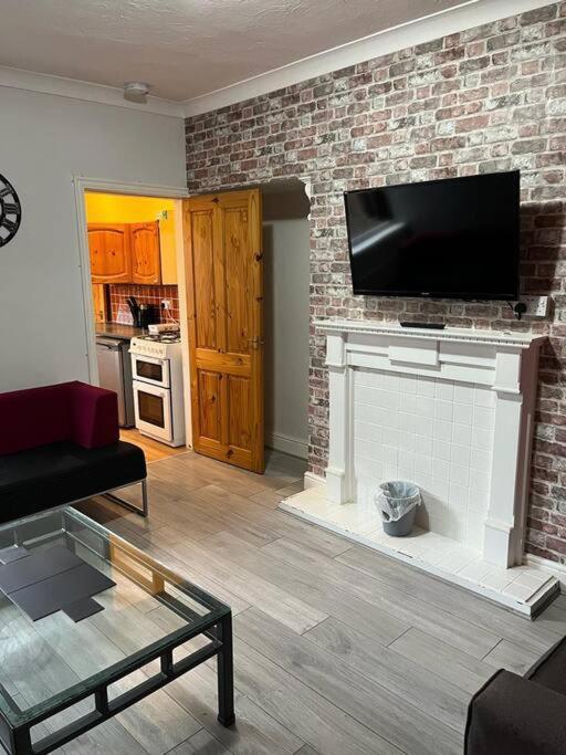 Ovington Grove 2 Fully Equipped Kitchen Free Parking 3 Bedrooms Netflix Newcastle-upon-Tyne Exteriör bild
