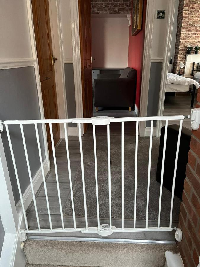 Ovington Grove 2 Fully Equipped Kitchen Free Parking 3 Bedrooms Netflix Newcastle-upon-Tyne Exteriör bild