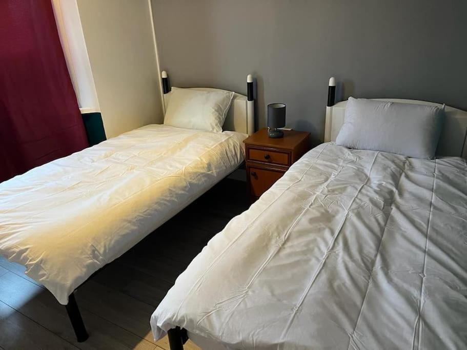 Ovington Grove 2 Fully Equipped Kitchen Free Parking 3 Bedrooms Netflix Newcastle-upon-Tyne Exteriör bild
